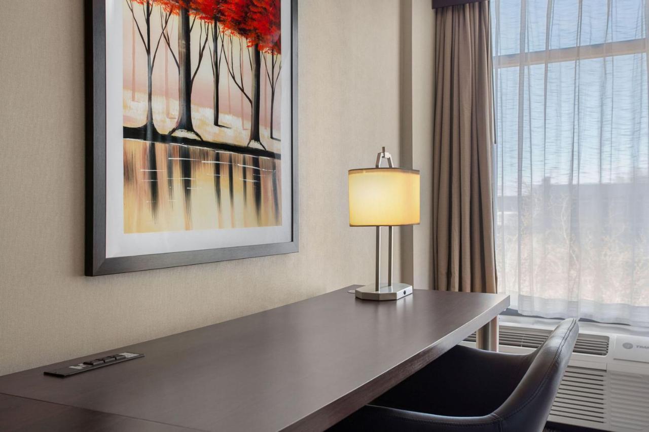 Delta Hotels By Marriott Somerset Exterior photo