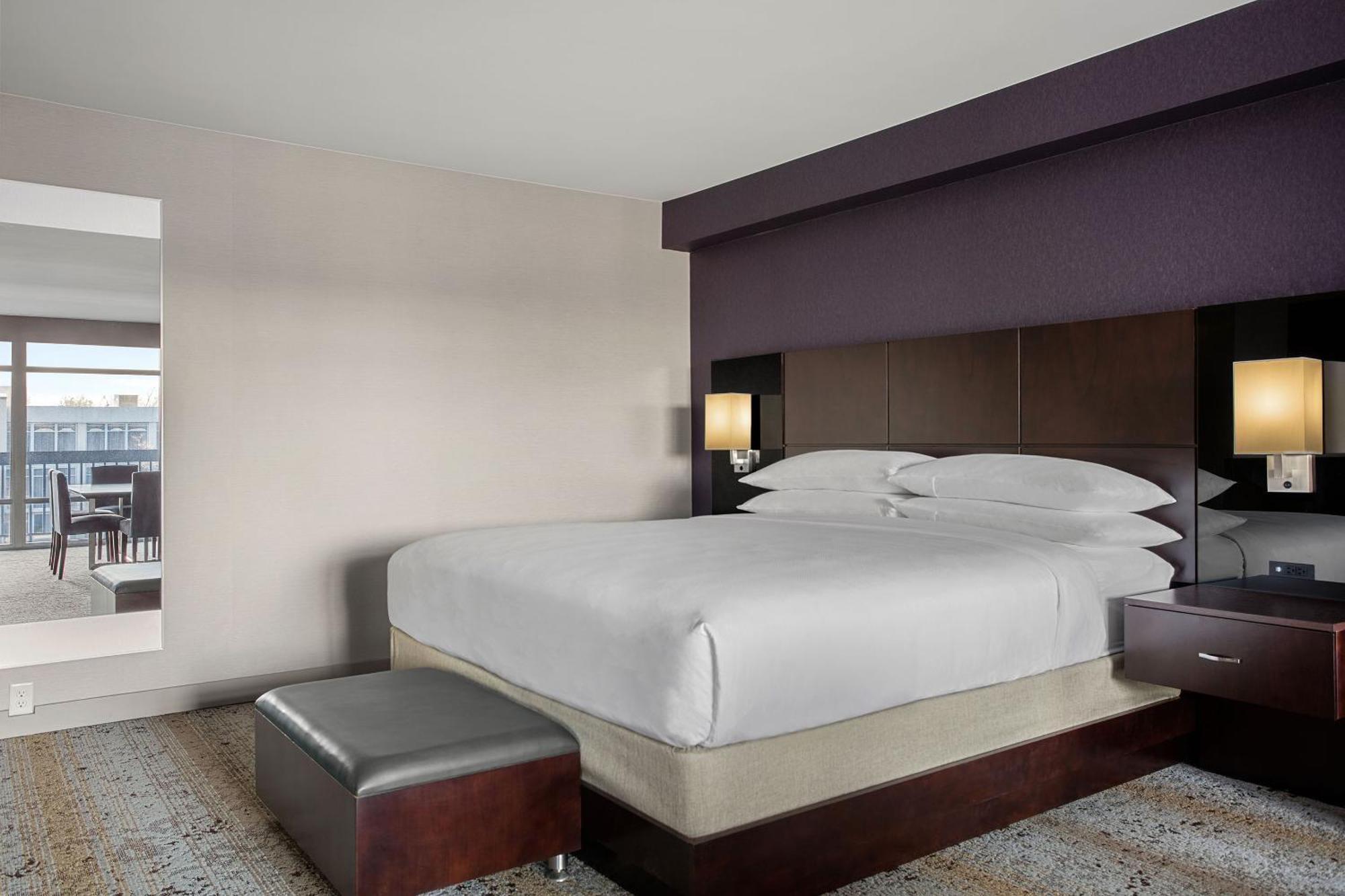 Delta Hotels By Marriott Somerset Exterior photo